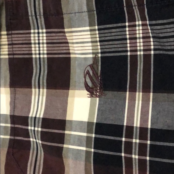 Nautica Button-up - Picture 3 of 4